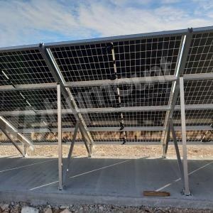 support monté par vis solaire au sol