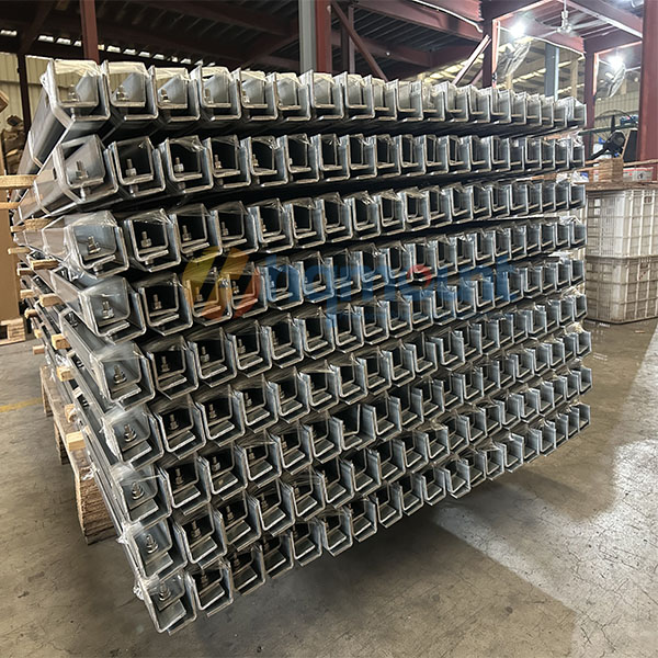 Support triangulaire réglable pré-assemblé HQ Moun pour toits plats – Conçu en acier ZAM auto-réparateur