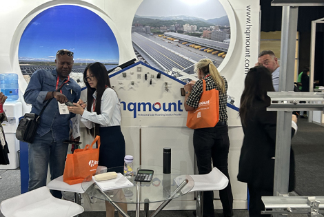 Bienvenue à nous rendre visite sur notre stand en Afrique
