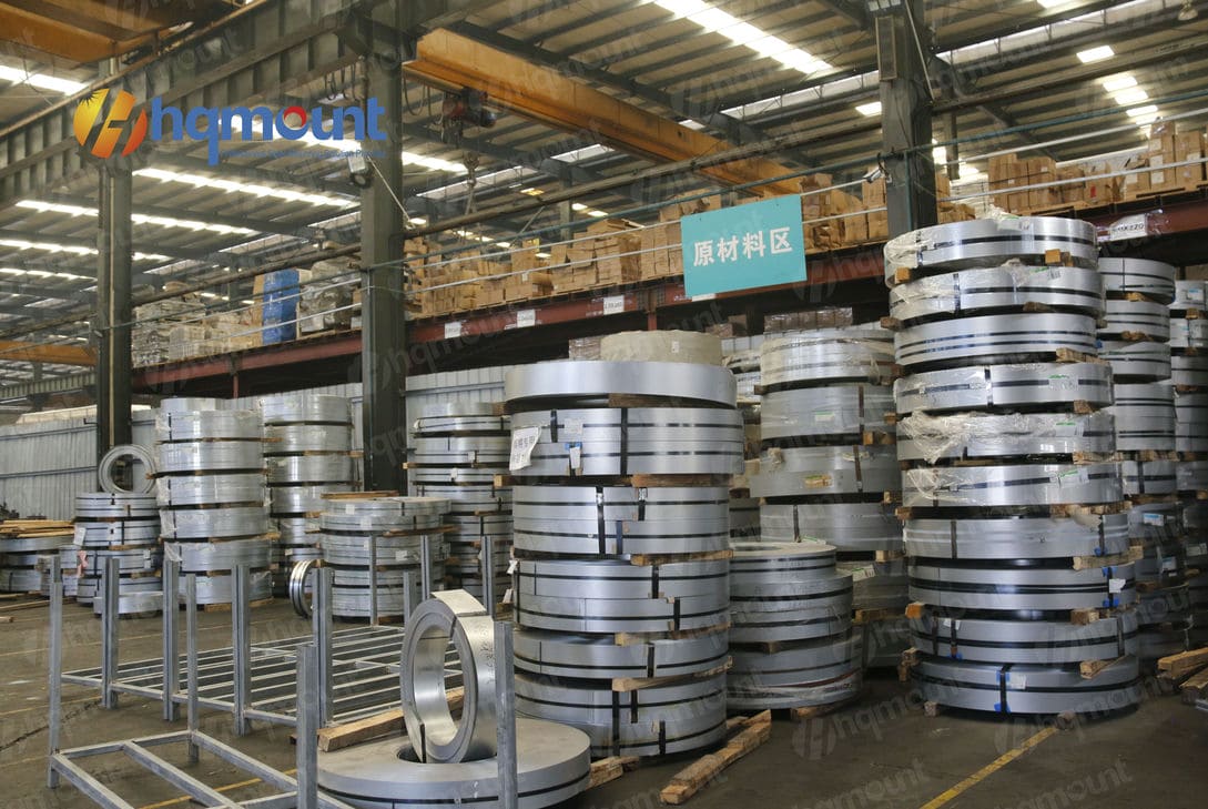 De l'acier brut aux supports prêts à être expédiés : découvrez la puissance de fabrication derrière HQ Mount